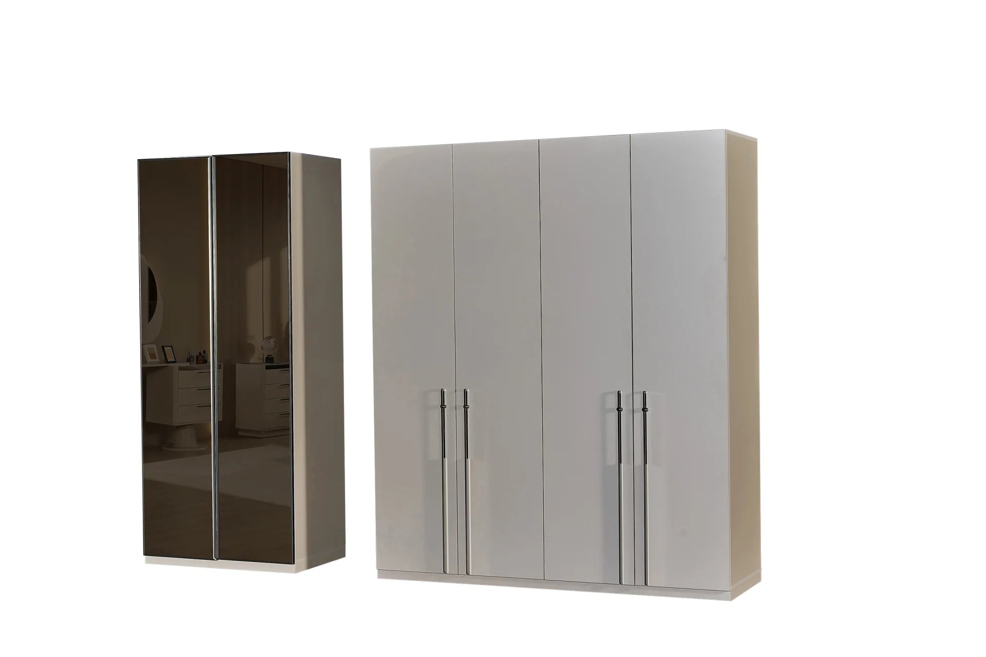 Bodrum 4-türiger Kleiderschrank